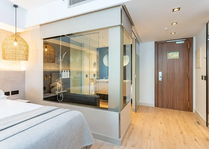 Отель Sir Anthony Плая-де-лас-Америкас